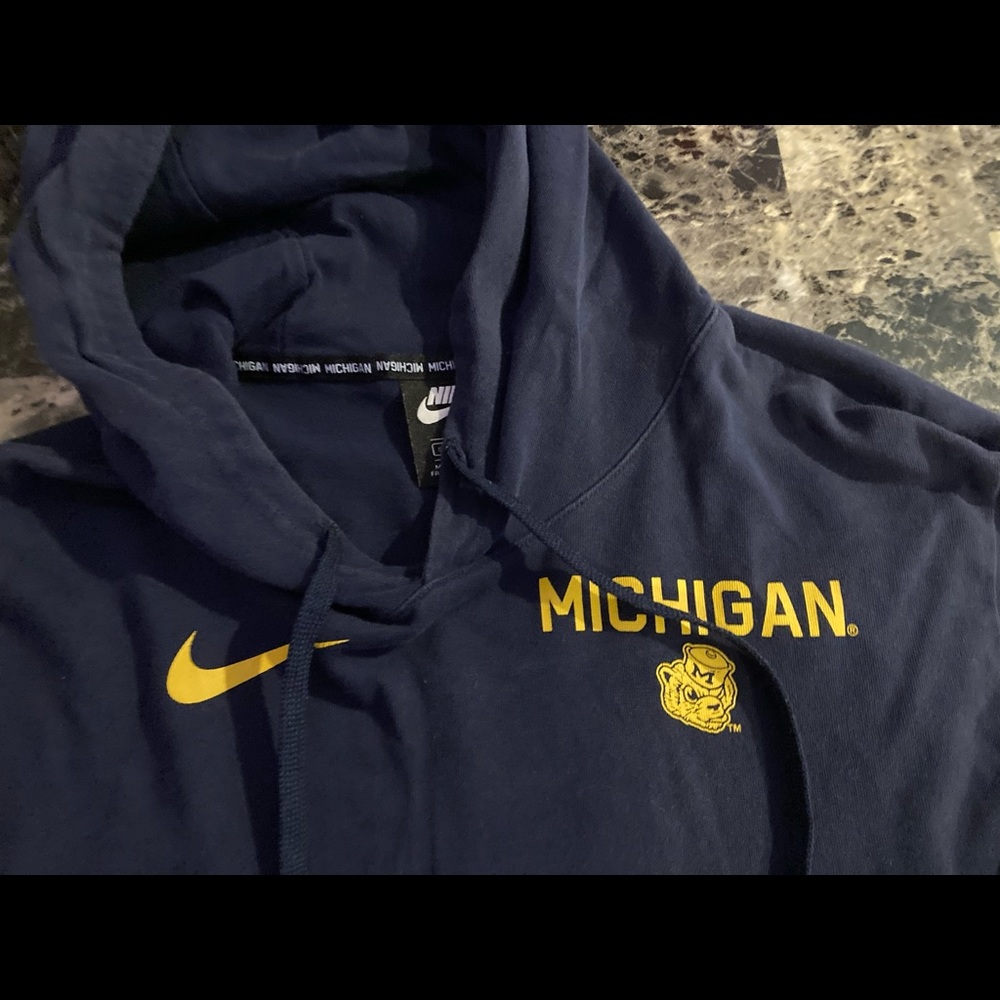 Nike Michigan pull over